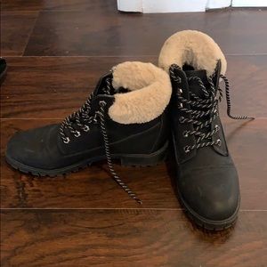 Black faux fur boots